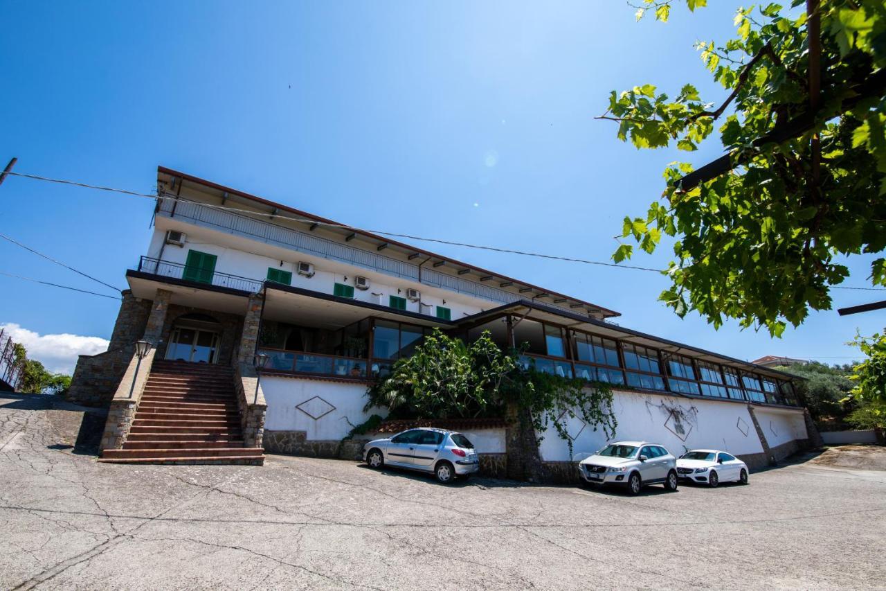 Madonna Della Scala Panzió Castellabate Kültér fotó